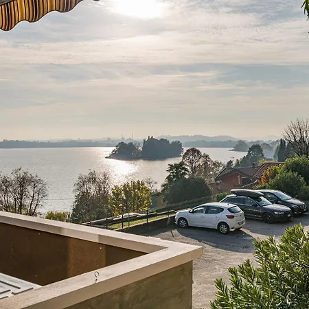 Guesthost - Spazioso Apt- Accesso Privato Al & Posto Auto * Pusiano