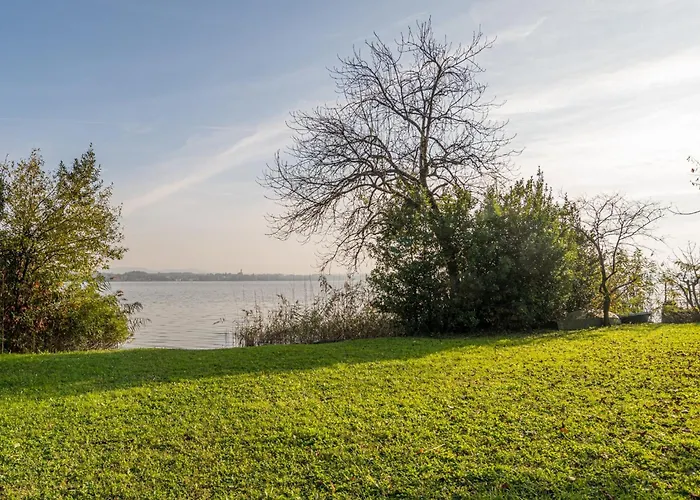 Апартаменты Guesthost - Spazioso Apt- Accesso Privato Al & Posto Auto